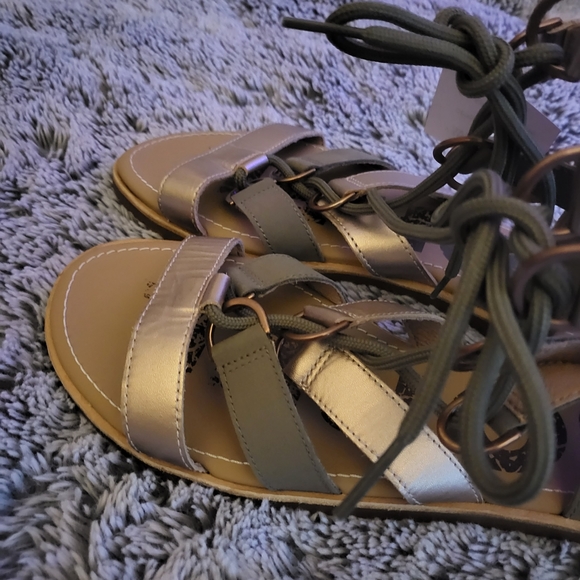 Sorel Gladiator Sandals-Size 8.5 NWT - Picture 6 of 9